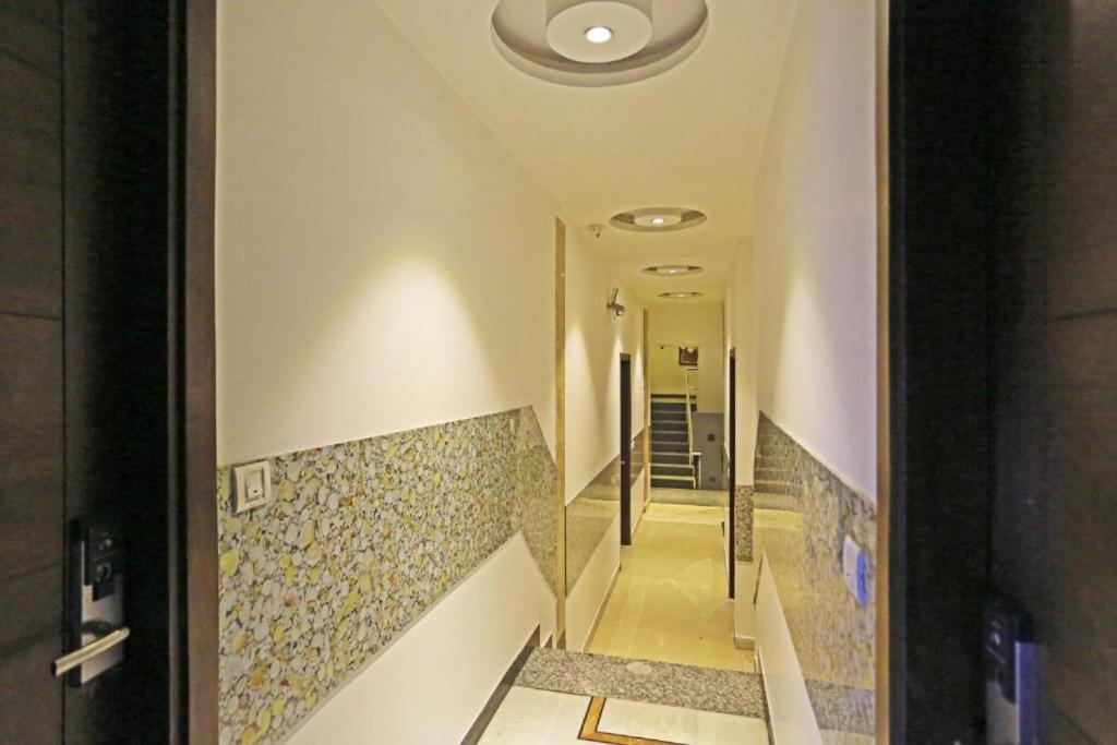 Hotel Urban Luxury Ню Делхи Екстериор снимка